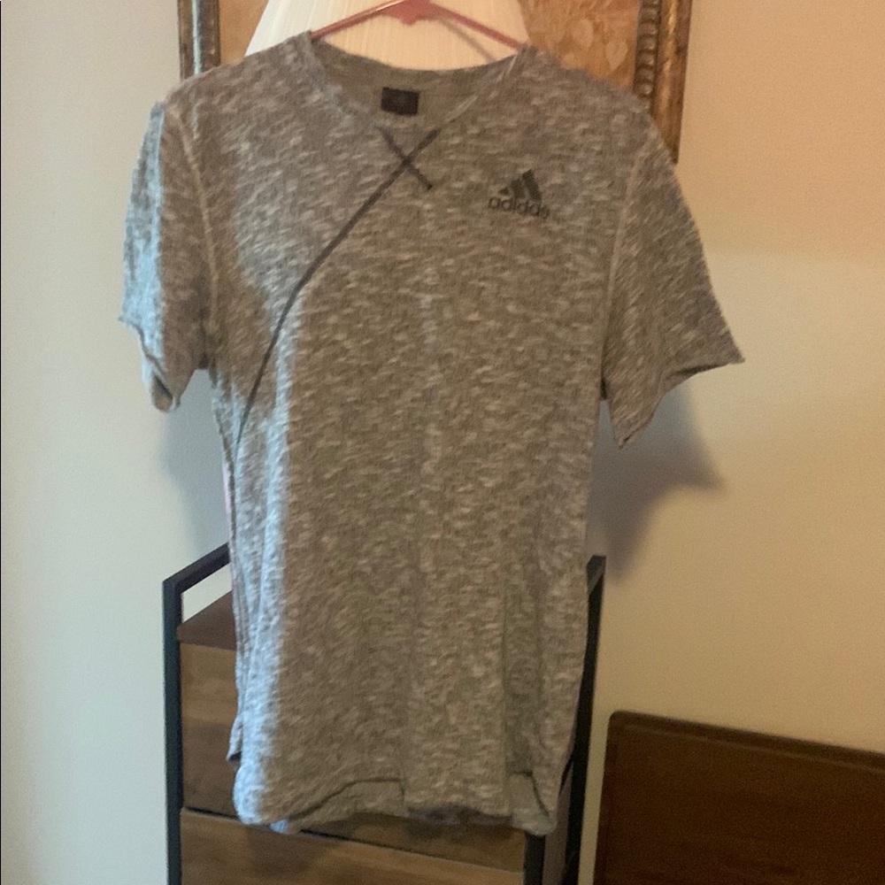 Adidas Men's Gray T-Shirt